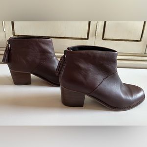 Toms Carpe Diem Brown Leather boots, size 7.5
